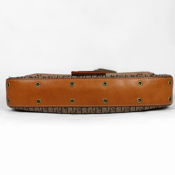 Dior Street Chic Columbus Shoulder Bag - Picture 8 of 14